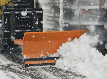 Sneeuwruim apparaten