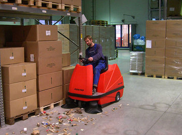 Batterijen veeg en schrobmachines