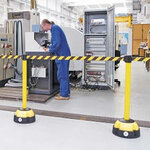 MORION Riemstaanders/hoogte 985 mm/bovendeel uit gelakt aluminium/kunststof voet/hoge signalisatie/lengte riem 3 meter/riemkleur: zwart-geel