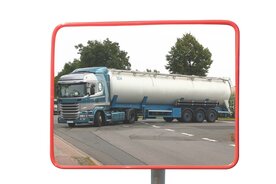 Verkeersspiegel TM-I AC 60x80/acryl 60x80 cm/kijkafstand 15-22 meter/met rode rand/verhogen de veiligheid op industrieterreinen