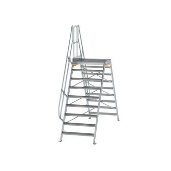 Aluminium brugtrap 60&deg;  - totale hoogte 3.395 mm/hoogte onder platform 2.120 mm/aantal treden 2x9/breedte treden 1.000 mm/treden en platform gemaakt van gegolfd aluminium R 9