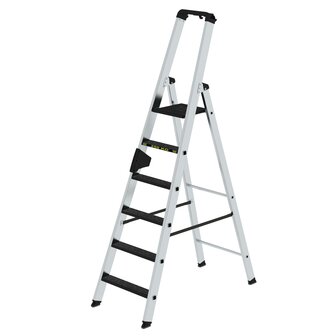 Aluminium trap eenzijdig oploopbaar met clip step R13 - werkhoogte 3.400 mm/platformhoogte 1.380 mm/aantal treden 6/belastbaar tot 250 kg