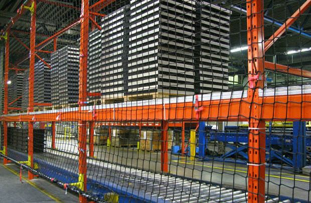 4206100 Magazijnstellingnetten/draaddikte 5 mm/maaswijdte 60 mm/kleurkeuze: groen, blauw en rood