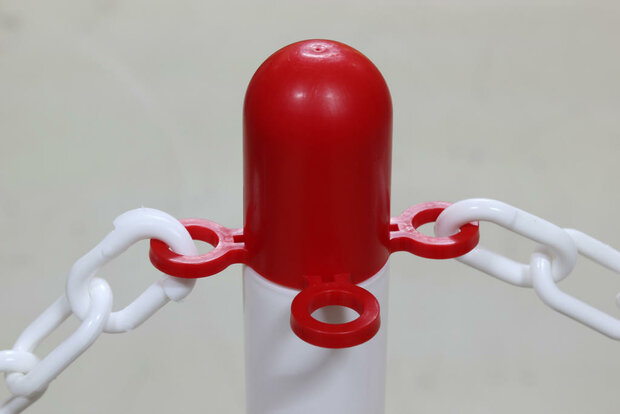 Kettingpalenset kunststof SET-LKP-RW/bestaande uit 6 kunststof palen (Ø 40 mm) hoogte 860 mm en 6 voetplaten en 10 meter kunststof ketting/rood-wit