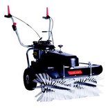 Benzinemotor aangedreven veegmachine Frontsweep 80 DUO/veegbreedte 80 cm/luchtbanden op kunststof velgen