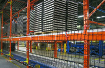 Magazijnstellingnet/voor liggerlengte 2700 mm/nethoogte 6500 mm/draaddikte 5 mm/maaswijdte 100 mm/keuze uit vijf kleuren/levering exclusief montagemateriaal