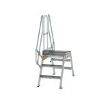 Aluminium brugtrap 60° - totale hoogte 1.955 mm/hoogte onder platform 680 mm/aantal treden 2x3/breedte treden 600 mm/treden en platform gemaakt van gegolfd aluminium R 9