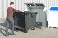 Ombouw voor afvalcontainers type Secomat S 4 USE poedergecoat - ca. 1550x1465x1640 mm (bxbxh)/met 2 kleppen/1 x 1100 liter rolcontainer