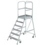 Aluminium verrijdbare bordestrap  - enkelzijdig oploopbaar/werkhoogte 3.5 m/platformhoogte 1.44 m/aantal treden 6/treden en platform gemaakt van aluminium